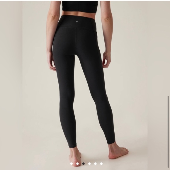 Athleta Transcend Stash Tight // Black // Large // Medium-Petite - Picture 2 of 6